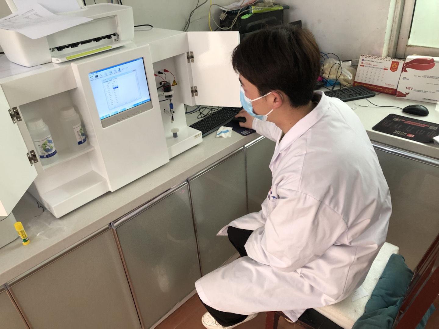 人體绿巨人视频污APP器廠家绿巨人网站在线观看提醒孩子身體缺鈣會有這些表現